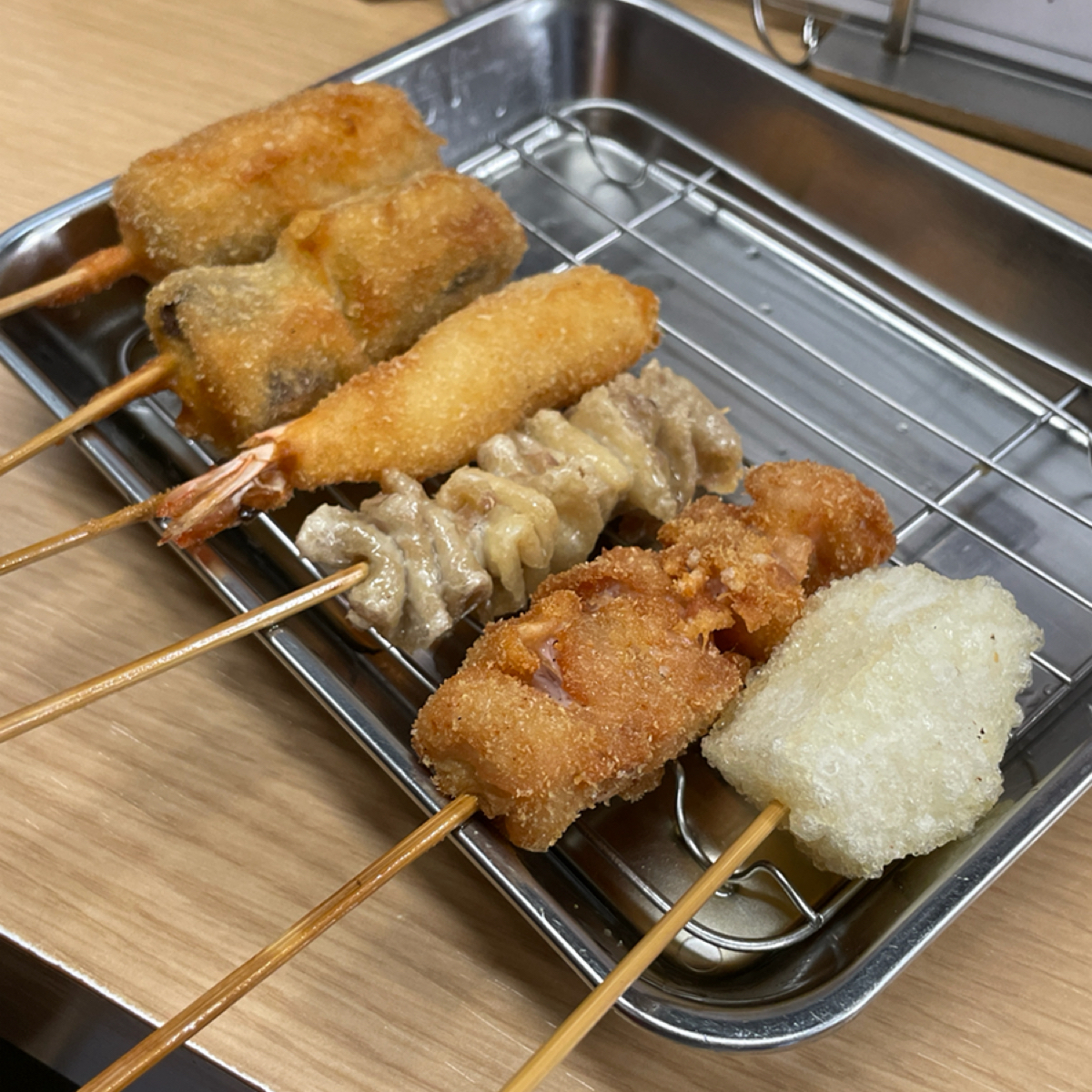 元祖串かつ だるま 新世界総本店 のレストランの写真： byFreddy Liu 