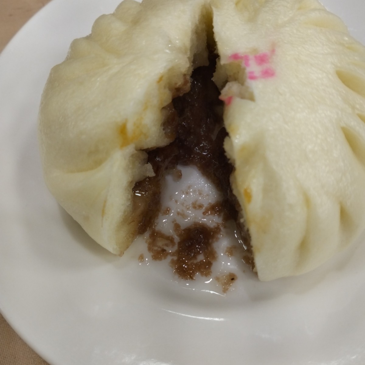Menu image of 沁園春 創始店: 甜點：玫瑰包 shot by Sammi