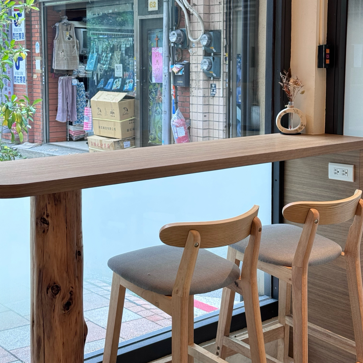 Vibe image of 哩家咖啡 LI-HOUSE Cafe:  shot by Ina
