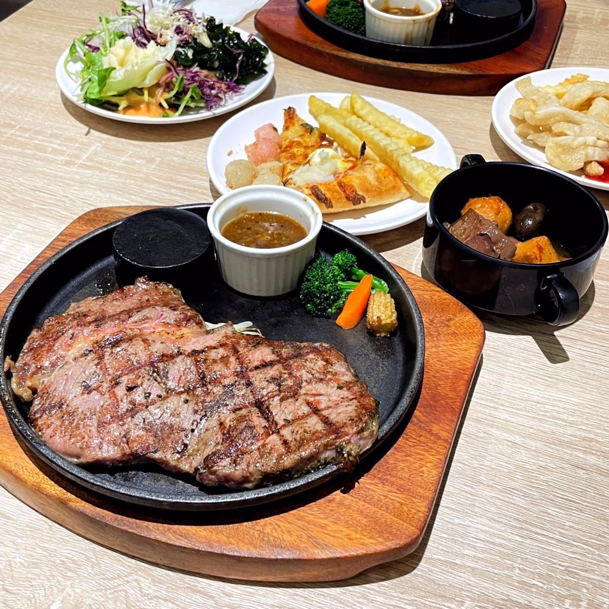 Meal image of 牛室炙燒牛排BEEFHOUSE 崇德洲際店:  shot by HIH J