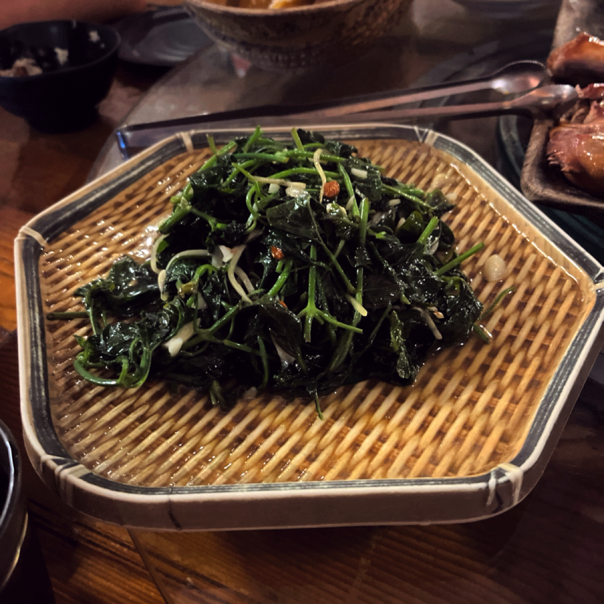 Meal image of 城市部落原住民風味餐廳 高雄店: 枸杞葉 $160 shot by Yan（吃飯打卡中）