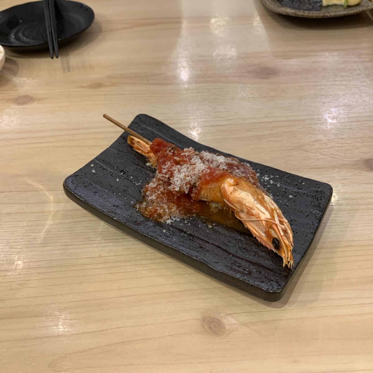 肉ト魚 大衆酒場 ひとめぼれ  梅田本店 のレストランの写真：海老 byshoko 