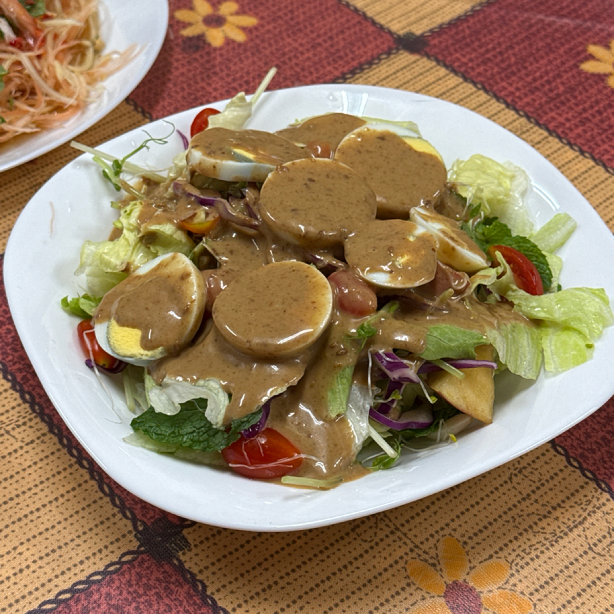 紅美小吃部 的餐點圖片：胡麻招牌沙拉 NT$100 由Freddy Liu 拍攝
