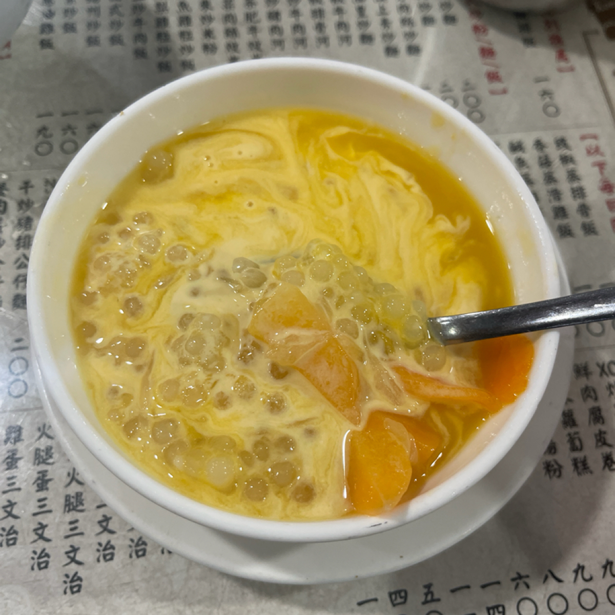 香港鑫華茶餐廳 のレストランの写真：- 楊枝甘露 $80 by等下吃什麼 