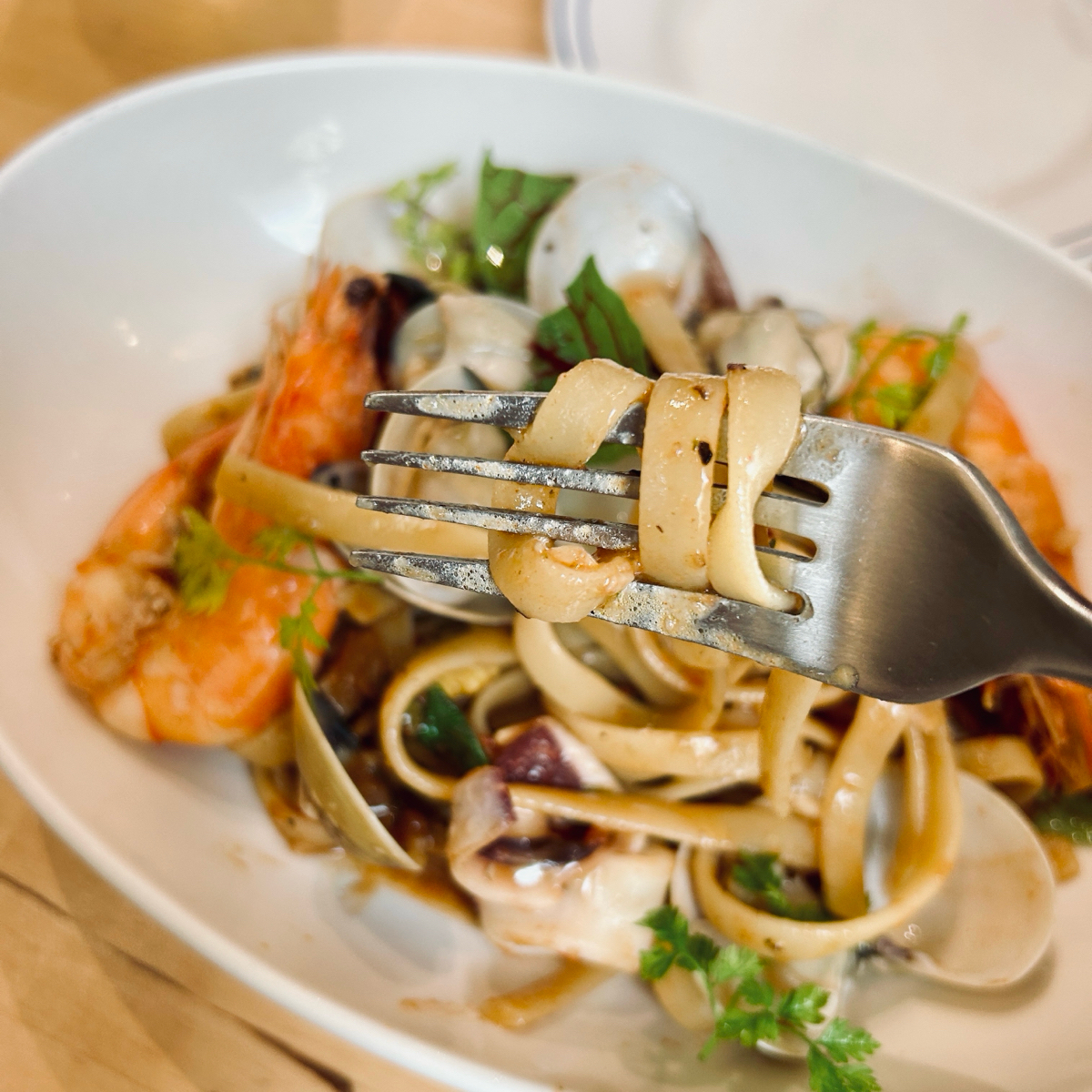 Meal image of No.4 Pasta 義大利麵肆號商行: 原本是配圓直麵
我更換成寬扁麵 shot by Shiny