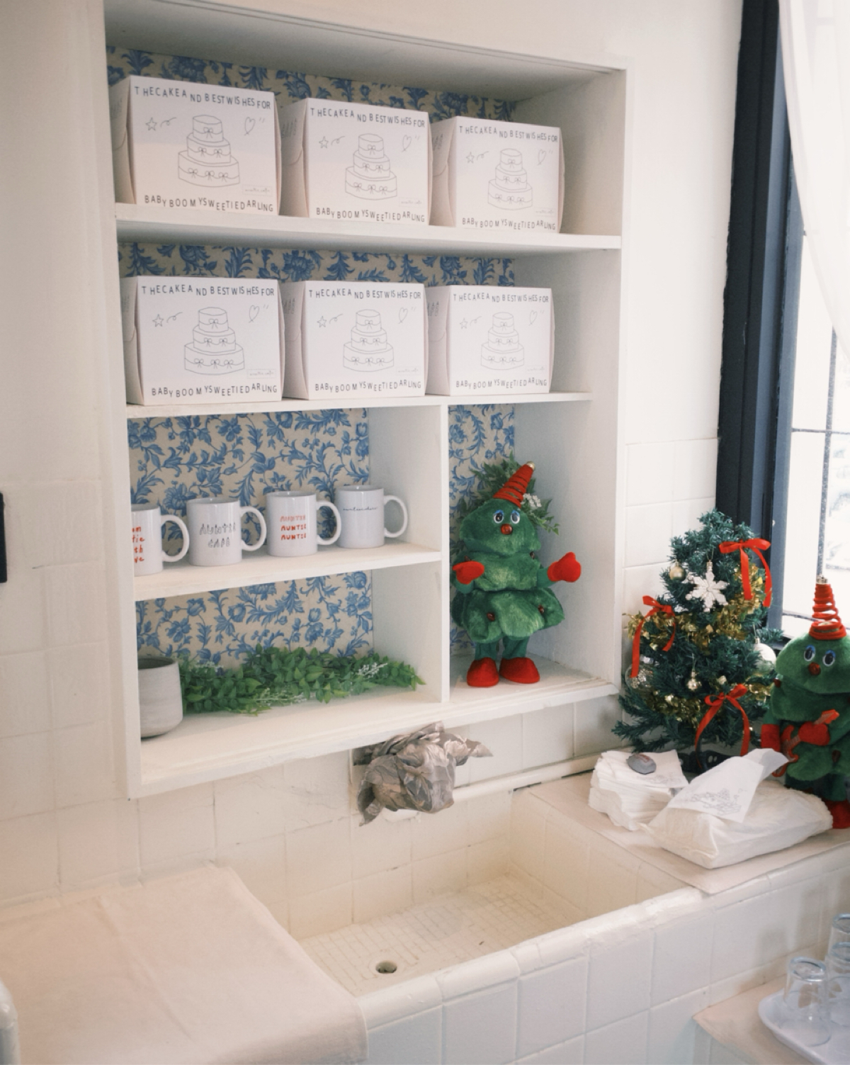 Auntie Cafe の雰囲気の写真： byHIH J 