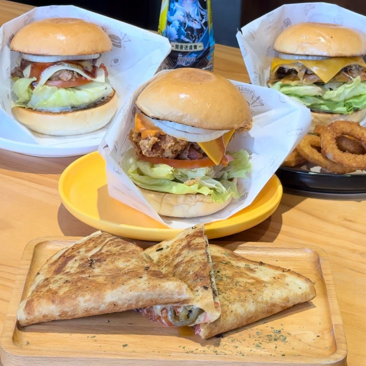 Burger bar のレストランの写真：大合照一波 bybbeeeat 