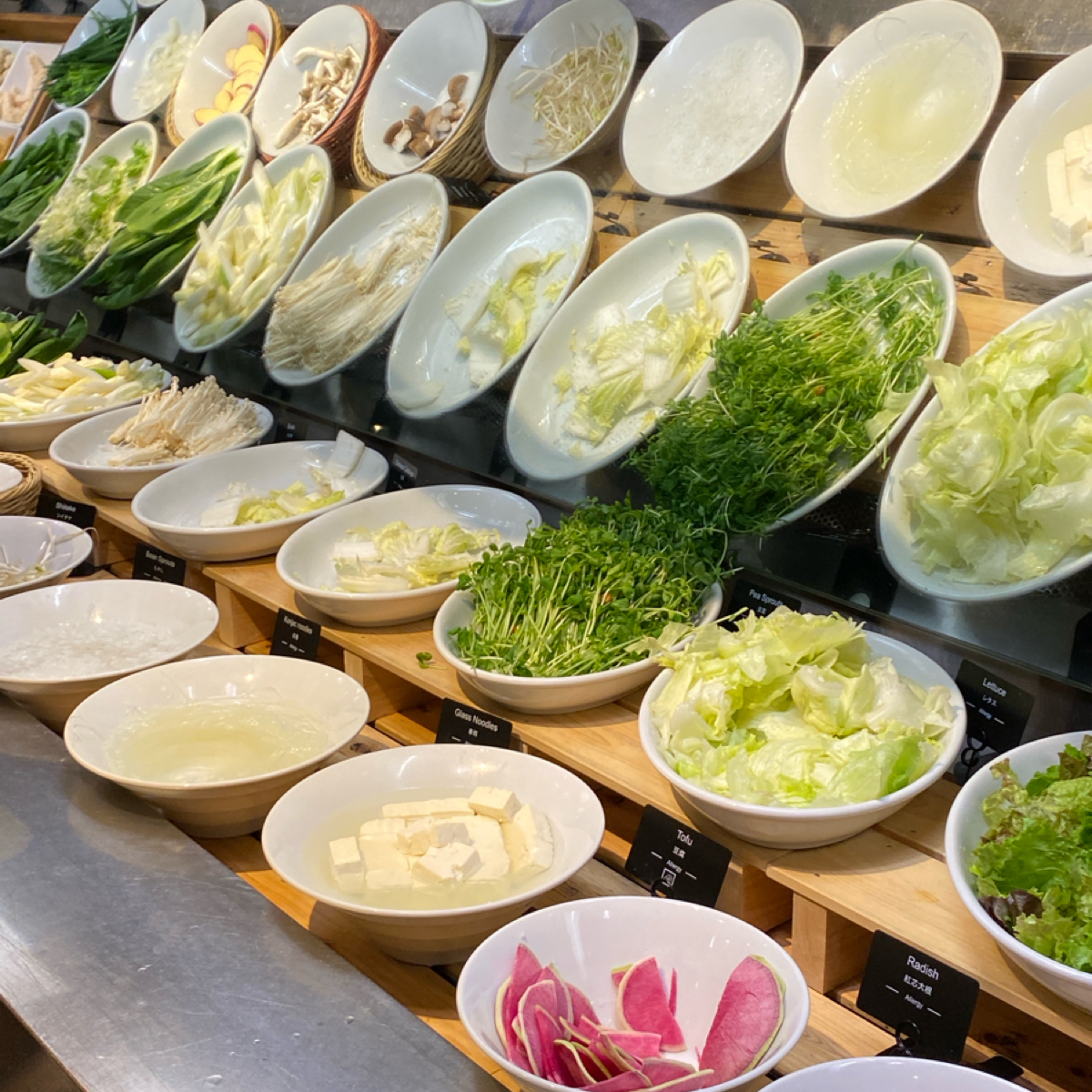 Vibe image of 鍋ぞう 池袋サンシャイン６０通り店: 葉菜類品項多 shot by 阿鈴s食