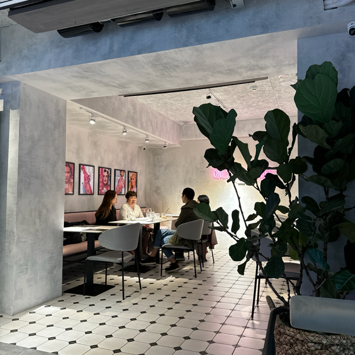 ELLE CAFÉ Dunnan 敦南 的外觀氛圍圖片： 由白熊先生 拍攝