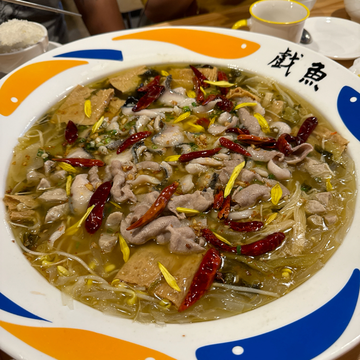 Meal image of 戲魚酸菜魚 三峽店: 酸菜魚特大份$1288 shot by 食光旅行Flavor Journey | May
