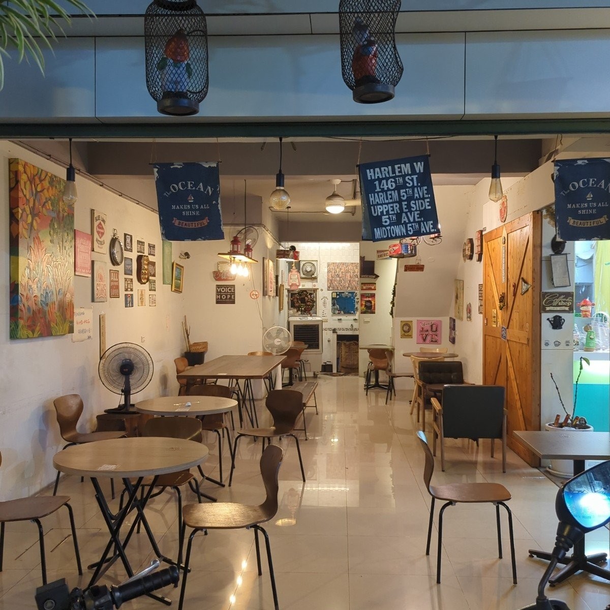 Vibe image of 一品現泡茶 土城旗艦店: 室內區 shot by 美食玩很大