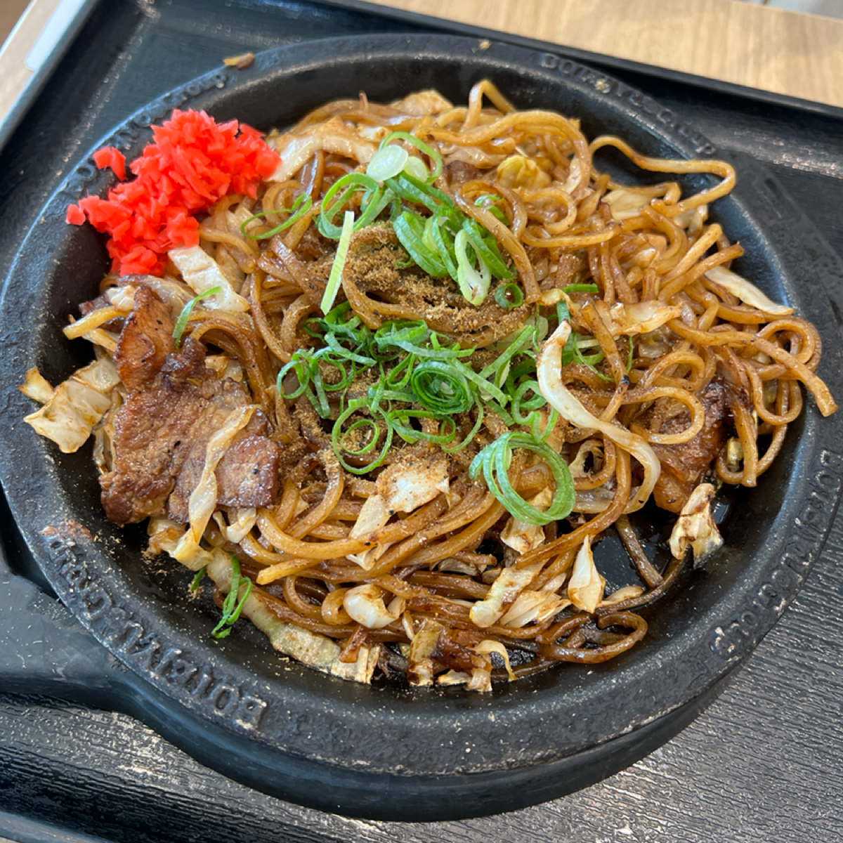 静岡ご当地グルメ屋台 御殿場プレミアムアウトレット店 的餐點圖片： 由LESTER 拍攝