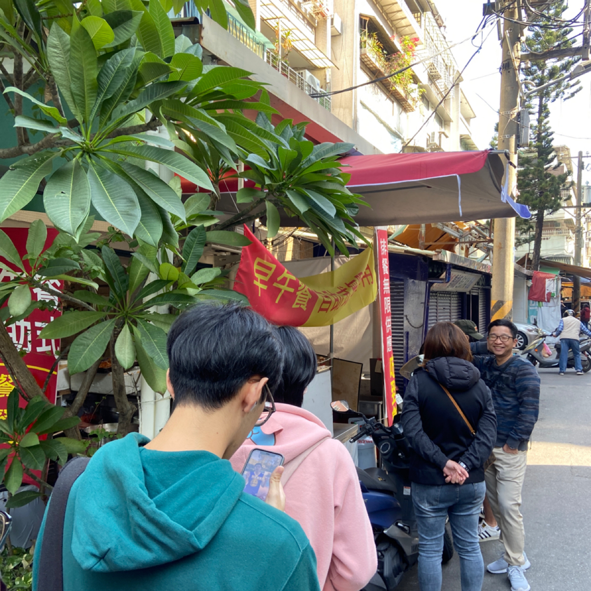 Vibe image of 吃到飽自助式早午餐:  shot by Jacky