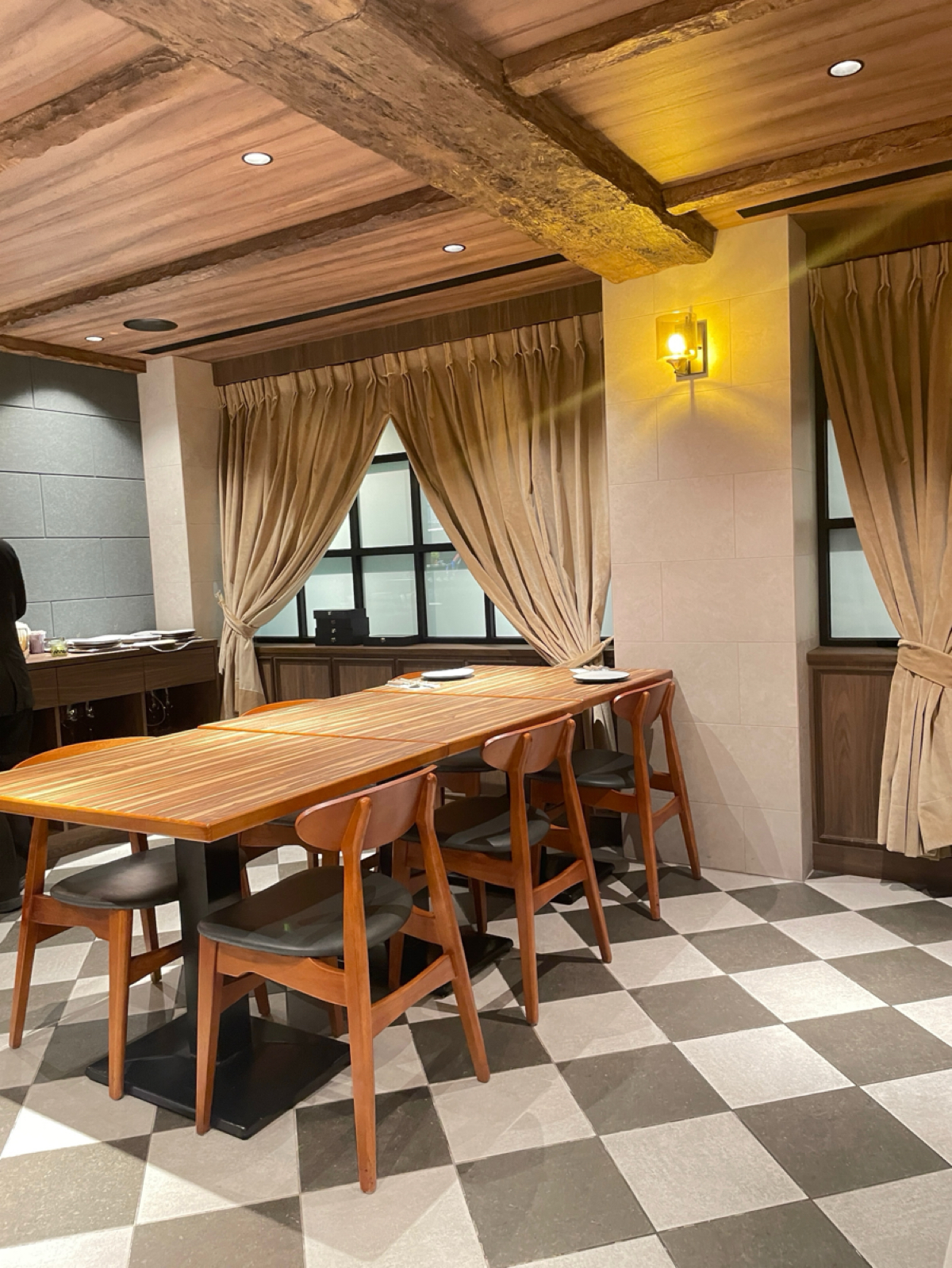 Vibe image of Reale Cucina Italiana:  shot by Dixon