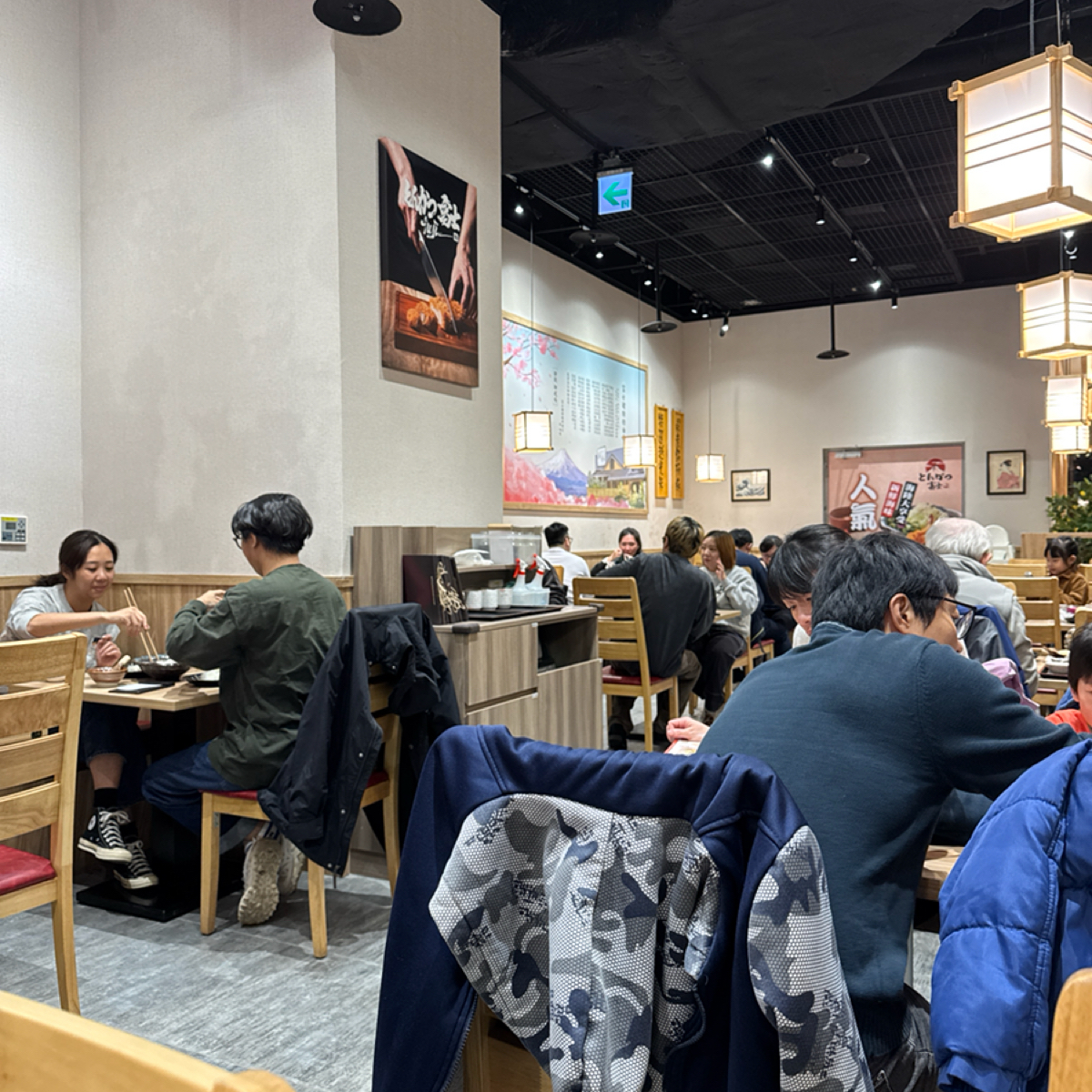 富士豬排 微風南山店 的外觀氛圍圖片： 由史波蓋提 拍攝
