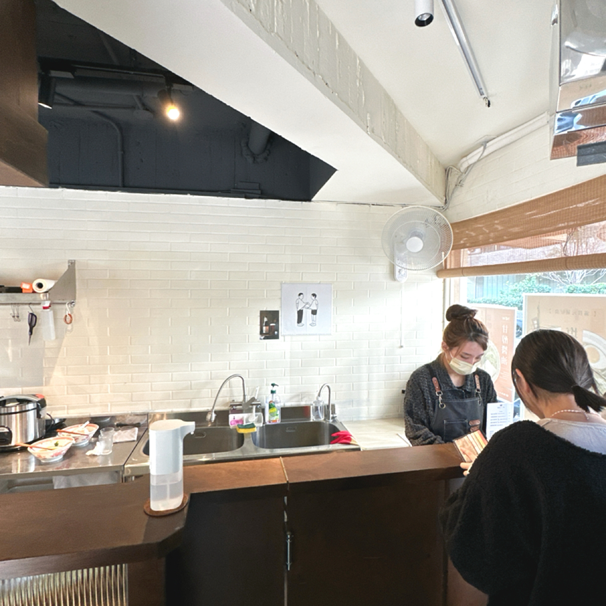 麵試十一次 錦州店 の雰囲気の写真： by阿波卡 