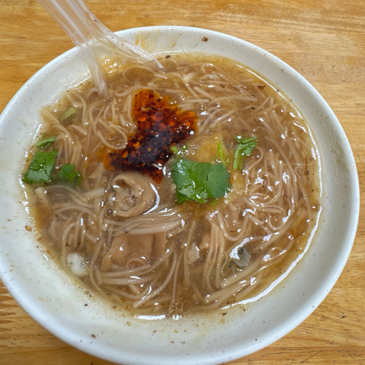鐵皮屋臭豆腐 のレストランの写真：大腸鮮蚵麵線 by跟著小胖吃胖胖 