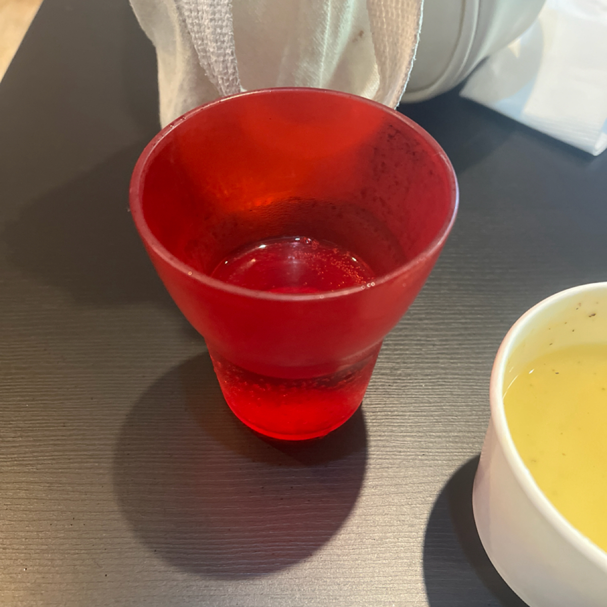 THE PIZZA 惹披薩吃到飽299&#x2F;349 のレストランの写真：店內提供的飲料(自助區自己拿） byElsaaaaaa 