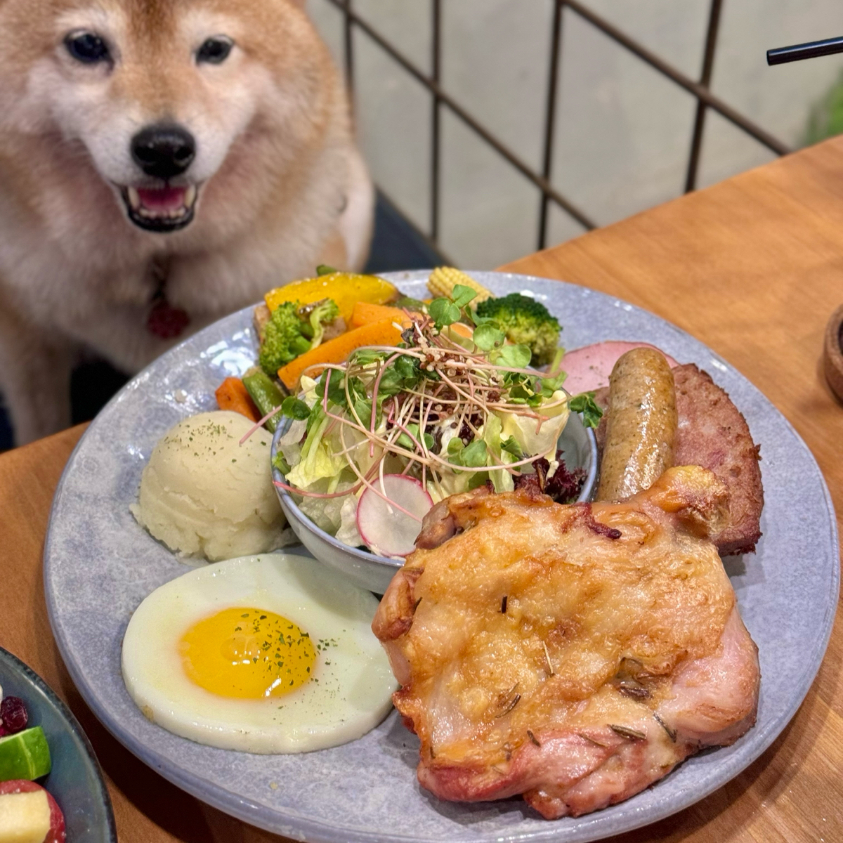 Meal image of 舒曼六號餐館 小巨蛋南京店: 日耳曼多肉早午餐 shot by Ina