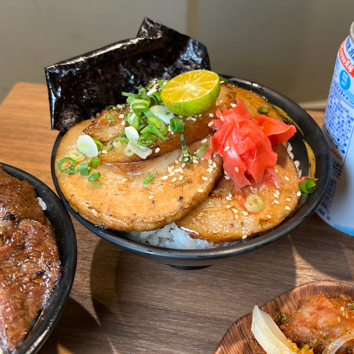 Meal image of 牛丁次郎坊x深夜裡的和魂燒肉丼 水湳經貿支店:  shot by Kevin