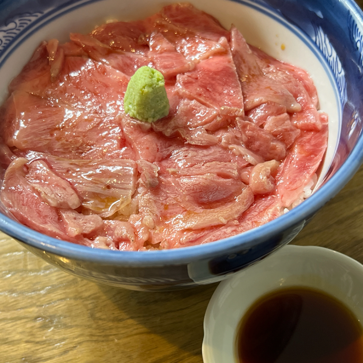 Oshokuji to Goenkai no Mise Kumagera のレストランの写真：和牛菲力丼 by動吃動吃動吃 
