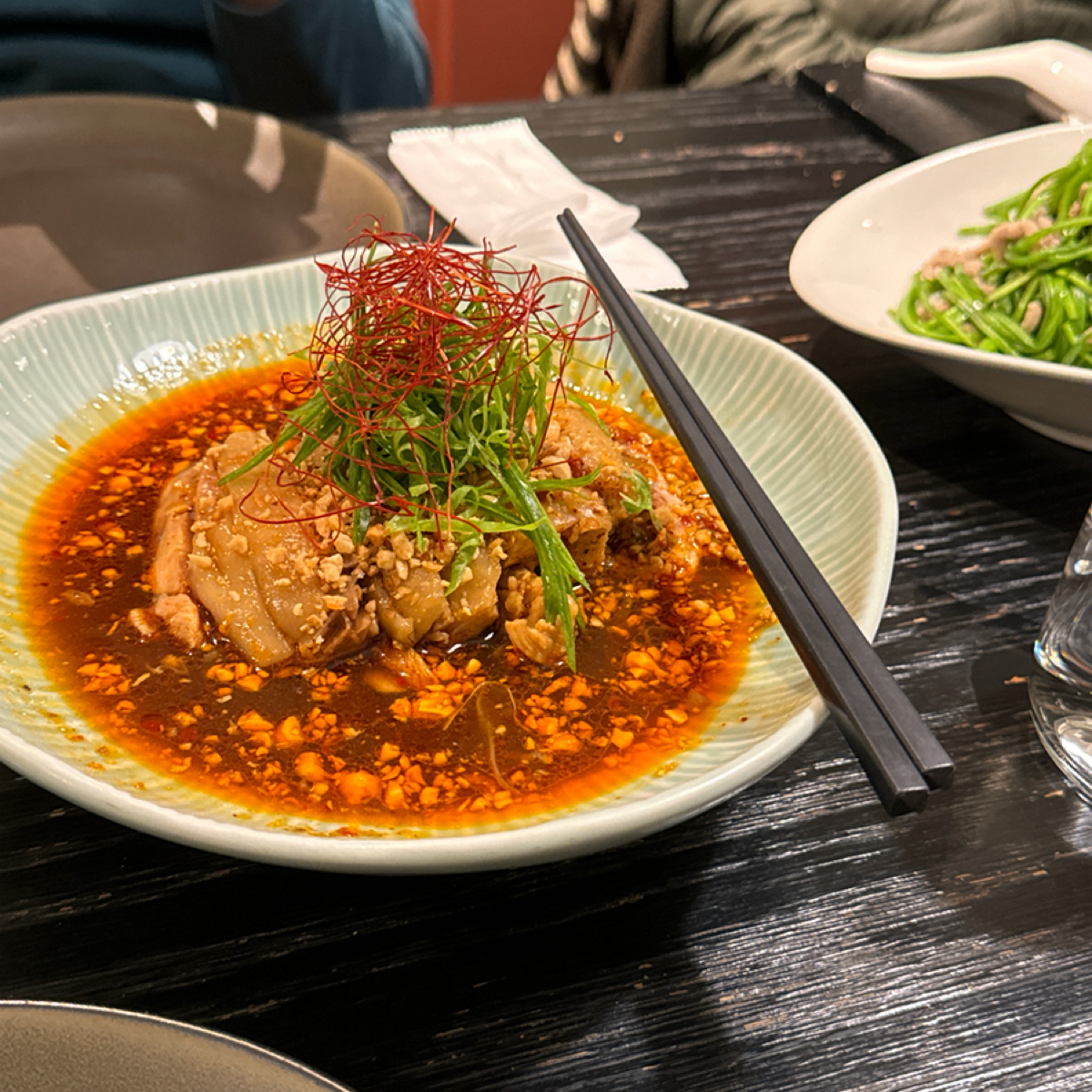 富錦樹台菜香檳 敦北店 のレストランの写真：口水雞 我其實也覺得還好 by飲料王 