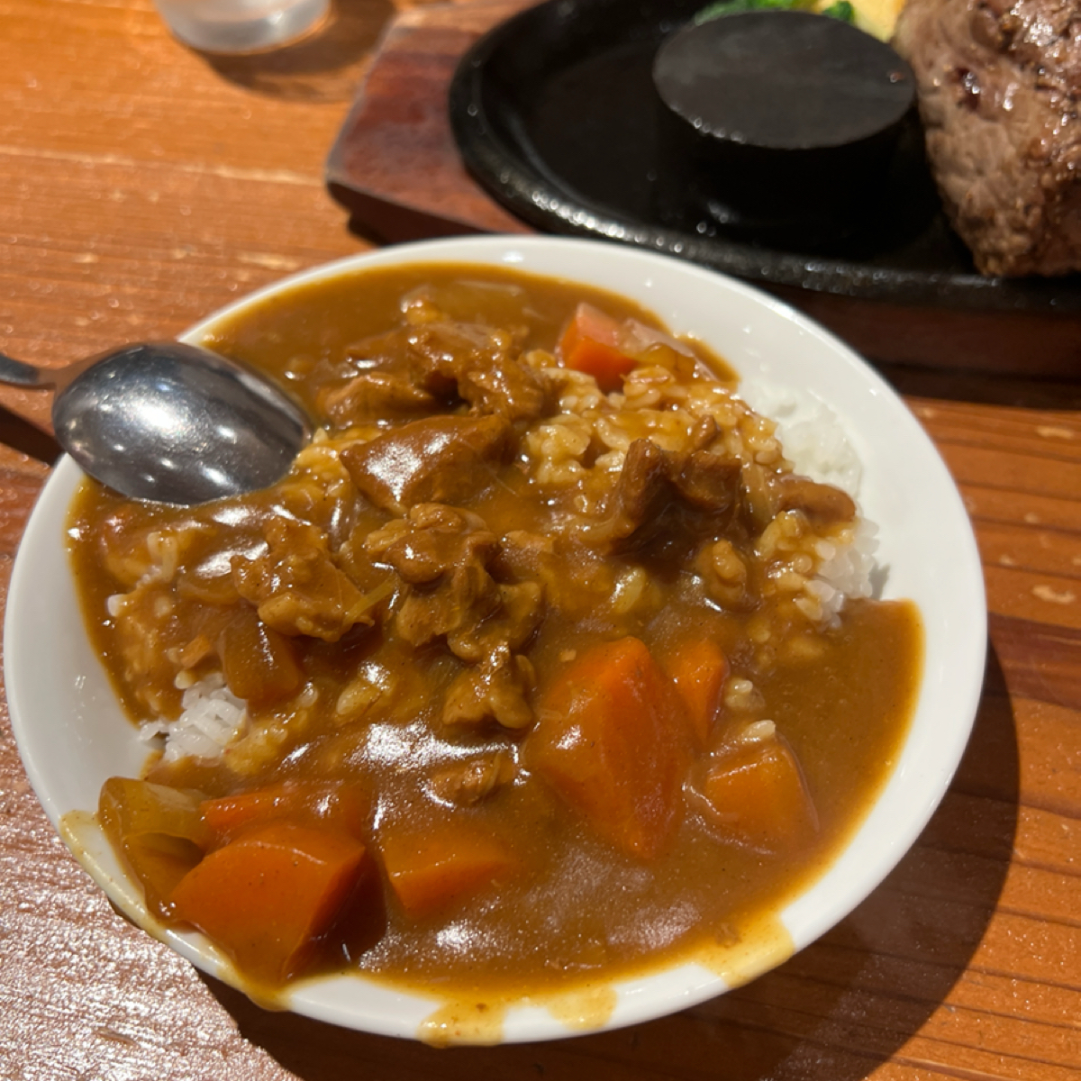 Meal image of JUMBO STEAK HAN’S Okinawa Rycom 永旺 那霸店: 無限量供應添飯的咖啡飯 shot by Ryan•X
