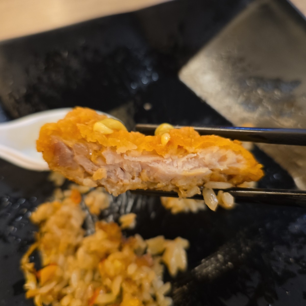 尼好早午餐 中壢中原店 のレストランの写真：卡啦雞腿近照 by永遠的新手 