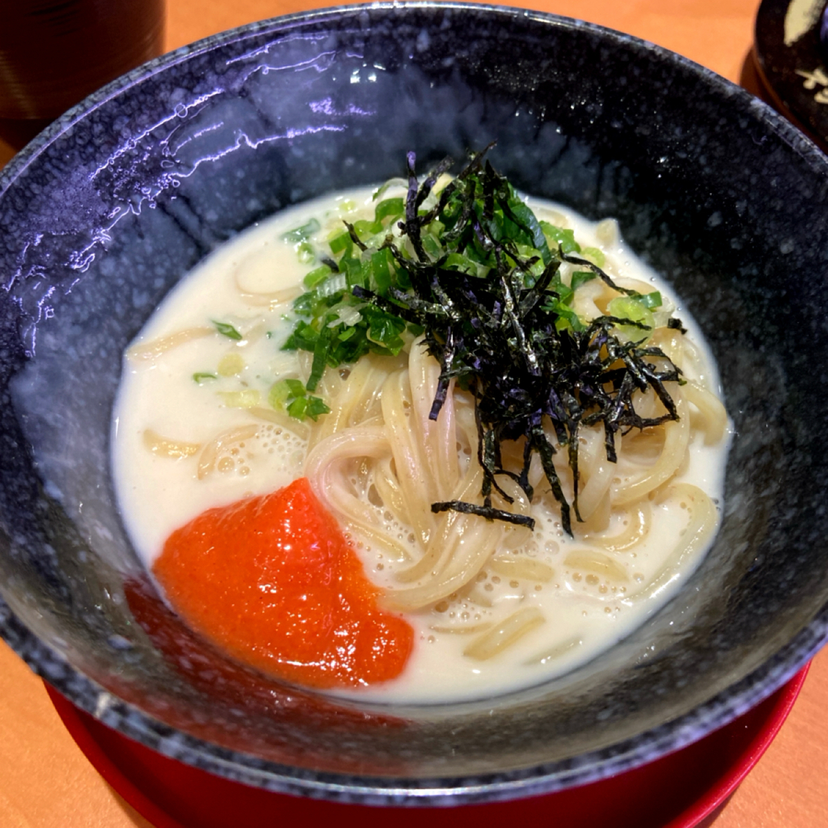 Meal image of スシロー壽司郎 台北民權建國店: 明太子奶油拉麵（新品推薦👍）
入座的時候看到別桌正在吸奶油拉麵看起來很好吃就點了😆
攪拌在一起的 shot by 每個人都在找他的貓