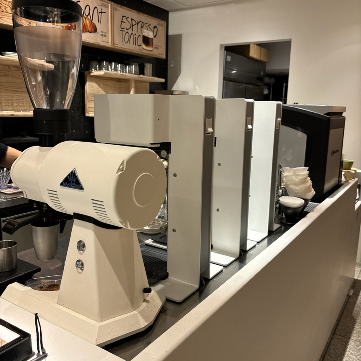 Vibe image of ROKUMEI COFFEE グランスタ丸の内店:  shot by 秋桑