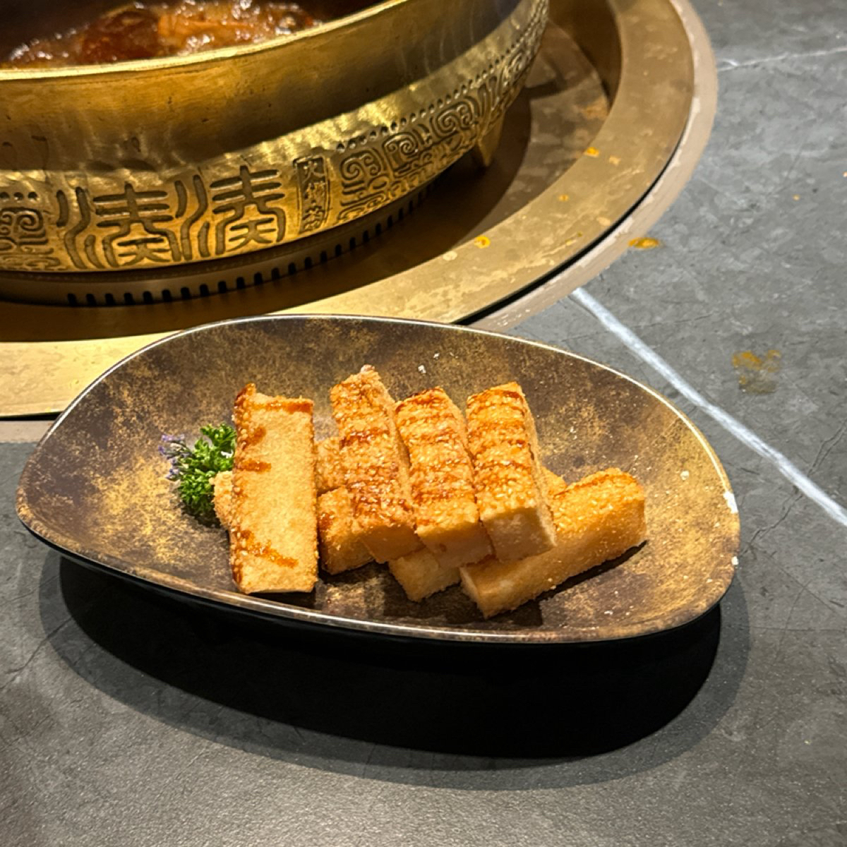 湊湊火鍋•茶憩 大巨蛋店 的餐點圖片：點心紅糖茲扒 我喜歡 由飲料王 拍攝