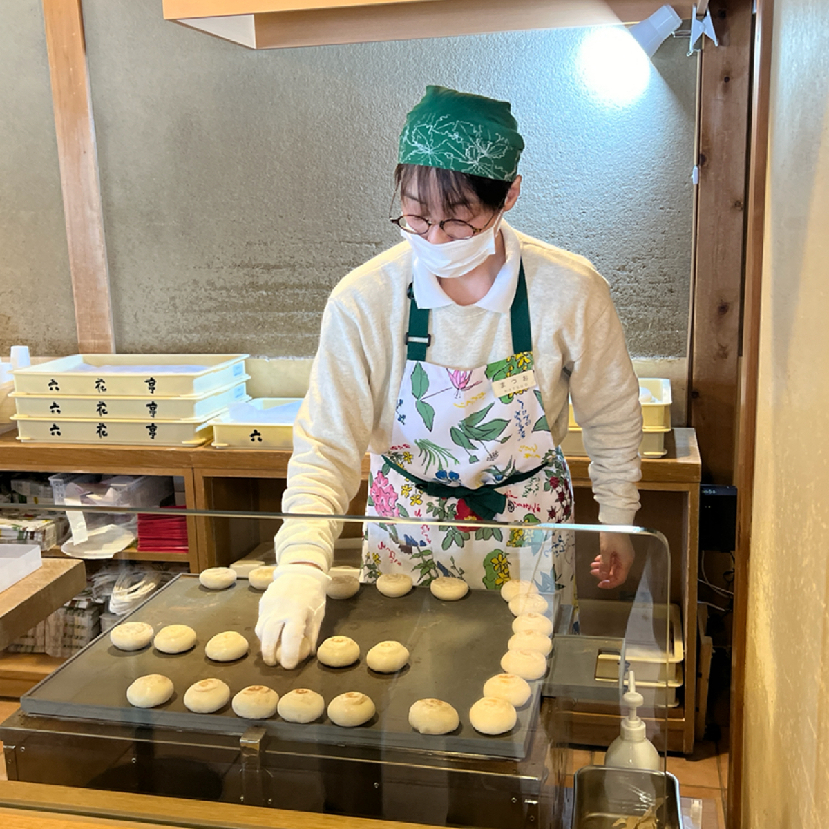 Meal image of 神宮茶屋: 六花亭審判官餅 shot by 動吃動吃動吃