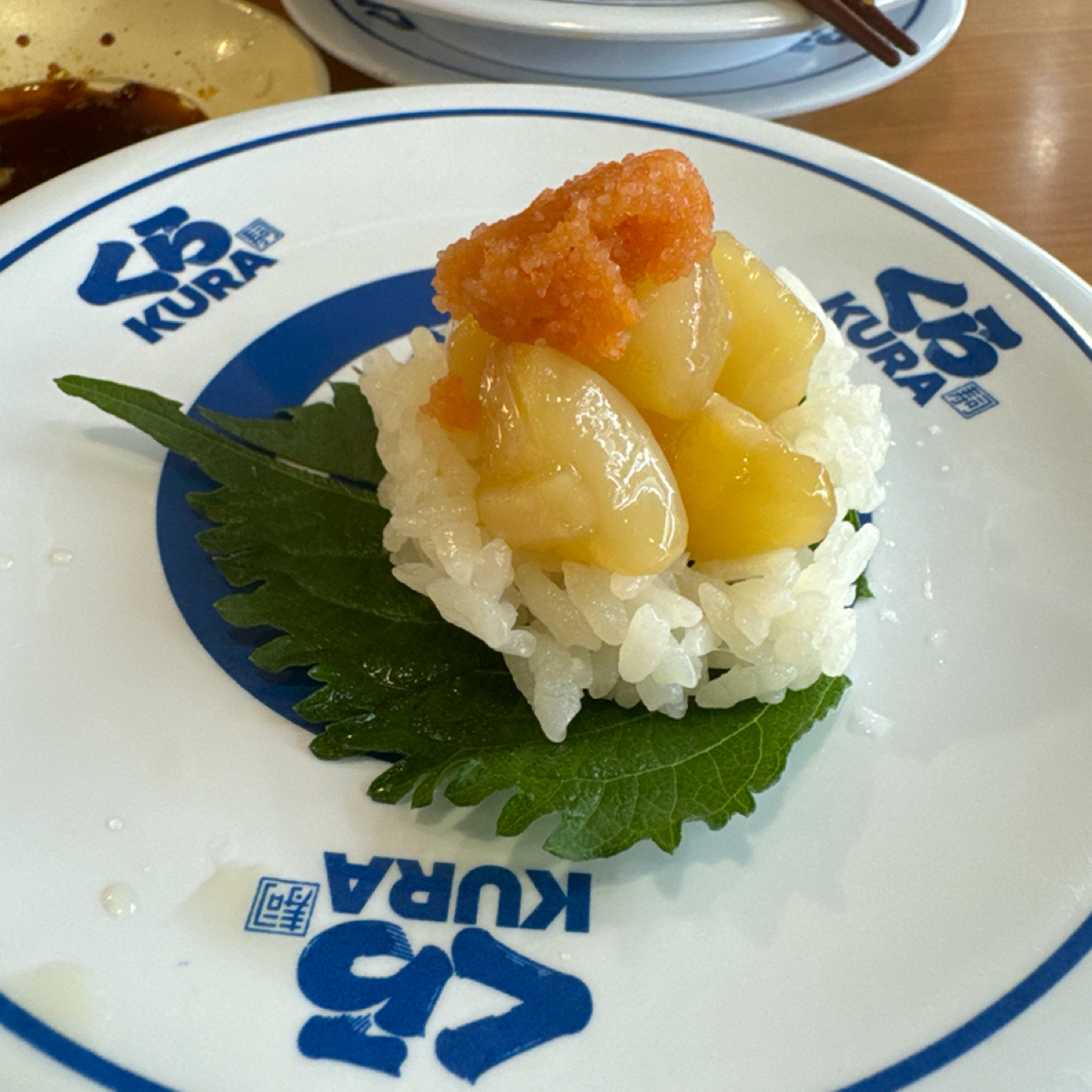 くら寿司 藏壽司 高雄漢神巨蛋店 的餐點圖片： 由三口元 拍攝