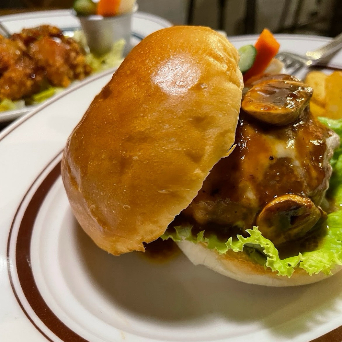 青春漢堡 台北世貿店 のレストランの写真： byDixon 
