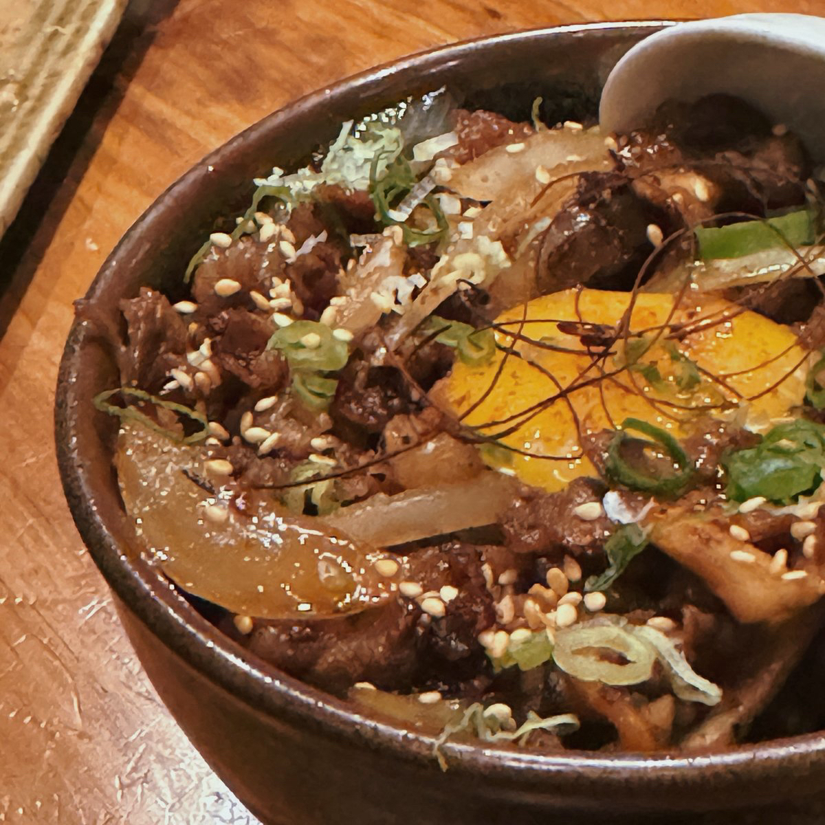 大鶴青田 のレストランの写真：醬燒牛肉丼飯 by包子臉妍三 