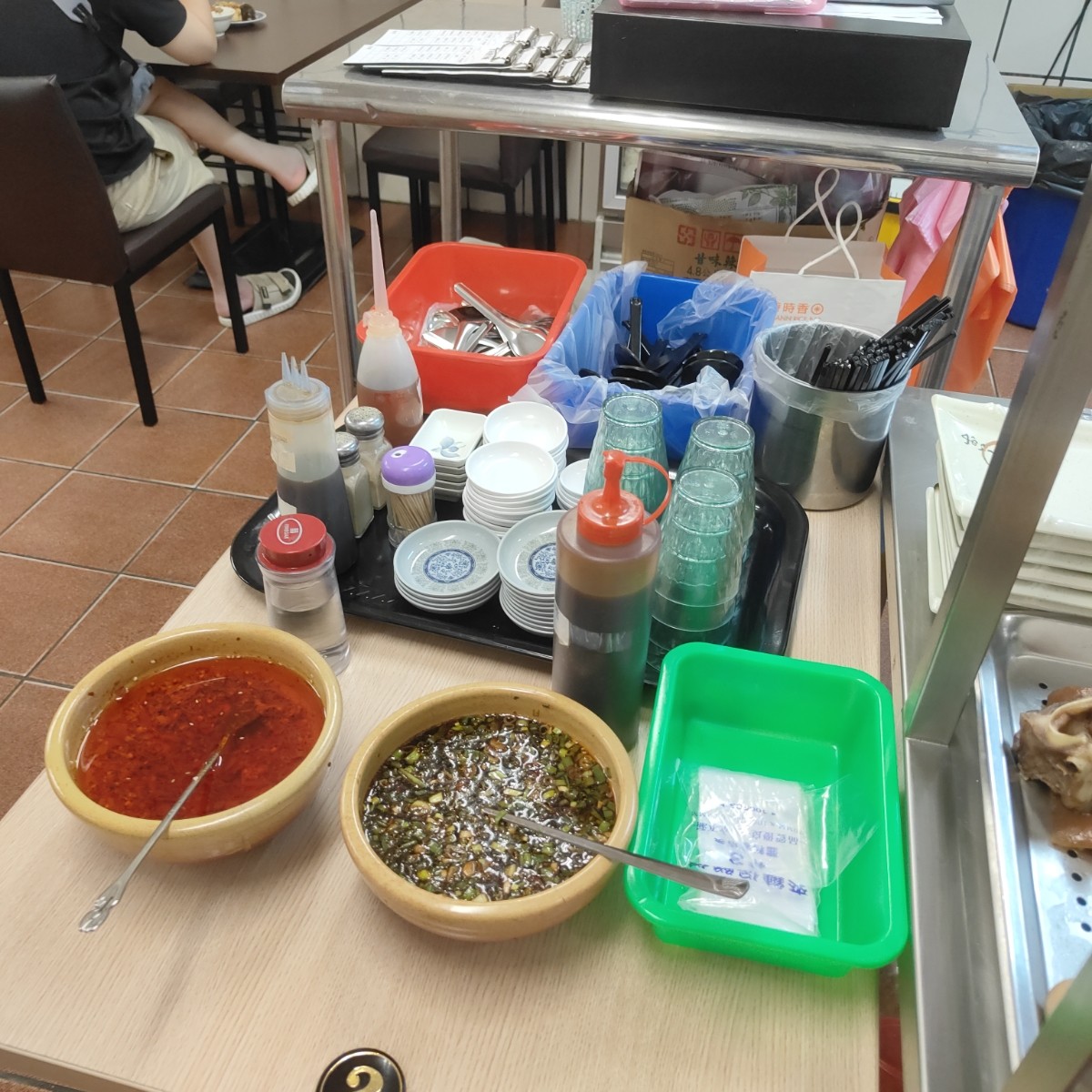 Menu image of 台南擔仔麵: 辣椒夠辣🌶️ shot by 雷姆踩點筆記