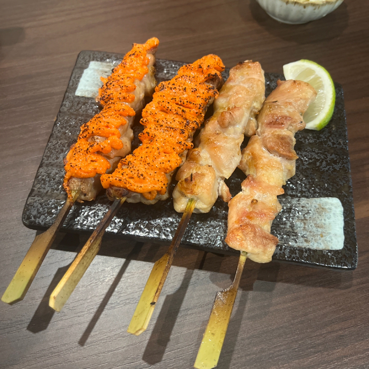 Meal image of 炙火居酒屋: 明太子雞腿肉二串$120
塩烤雞腿肉二串$100 shot by 七咪