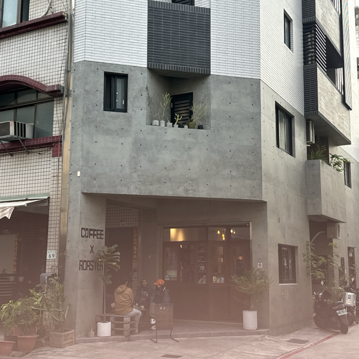 Vibe image of 二木咖啡 FUTAGI COFFEE ROASTER:  shot by 三口元