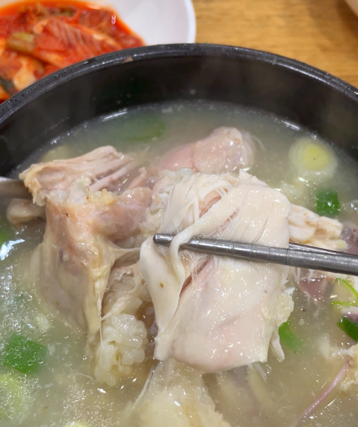 百年土種蔘雞湯 백년토총삼계탕 のレストランの写真： byHIH J 