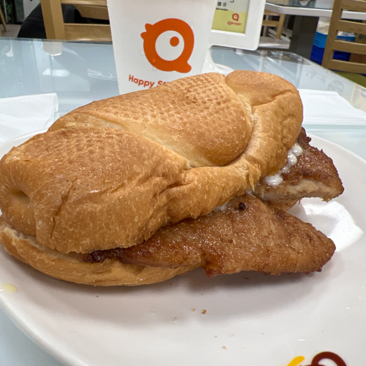 Meal image of QBurger QBurger八里中山店: 正宗澳門豬扒包$99元 shot by 錢多多