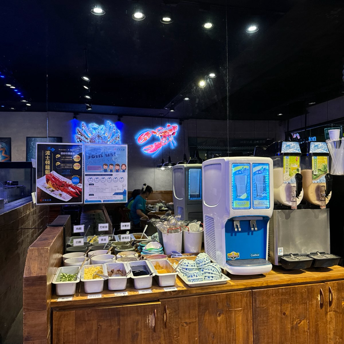 Vibe image of 小海水產 福和店: 醬料區 shot by 恬恬子