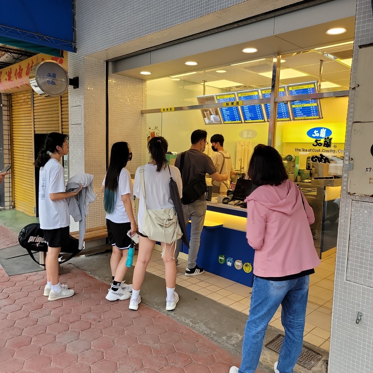 Vibe image of 50嵐 大里大明店:  shot by Leo