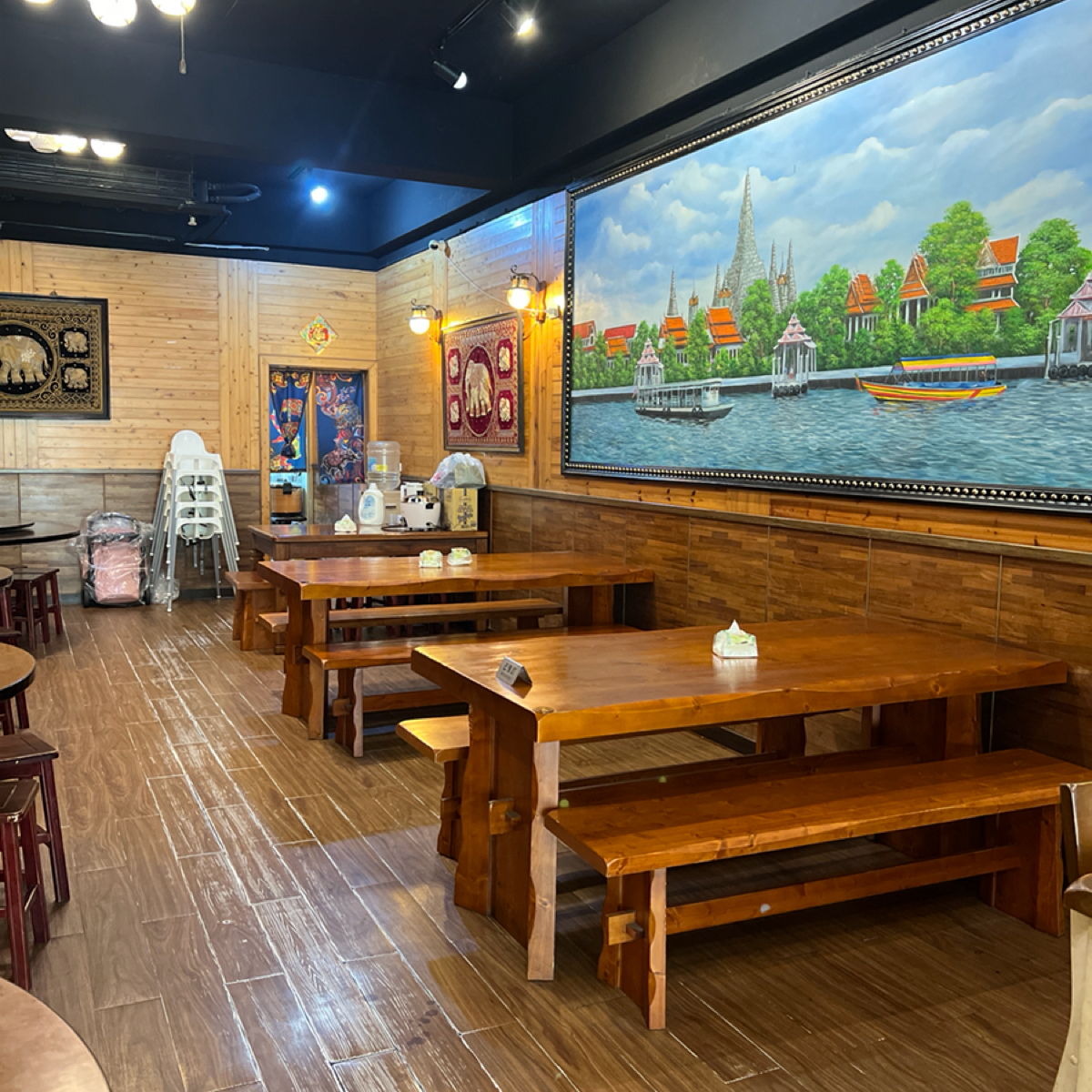 Vibe image of 儂泰泰式料理 大工路店:  shot by 我是傅太太💫食樂記