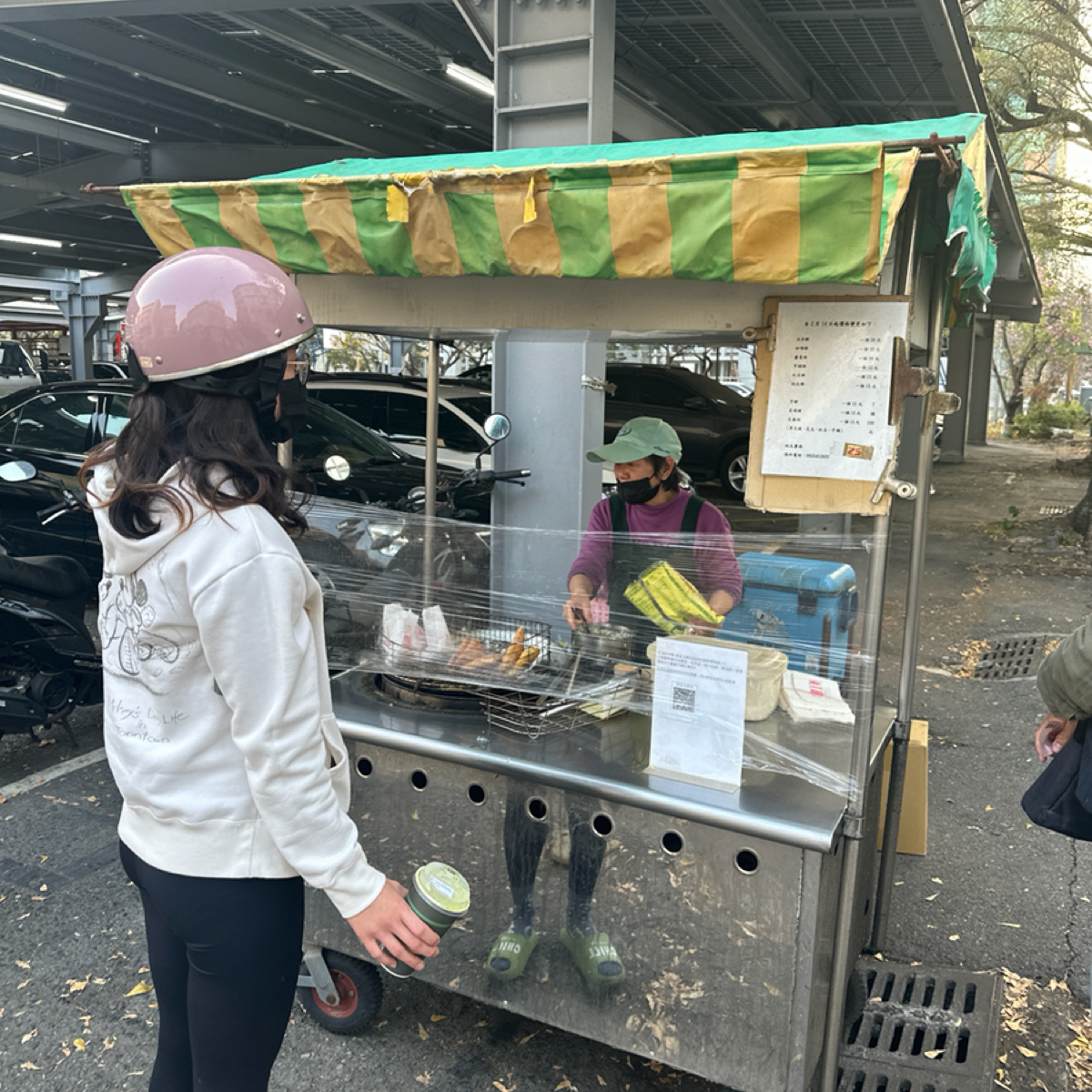 無名炸物店 の雰囲気の写真：路邊攤販 by釋晨 