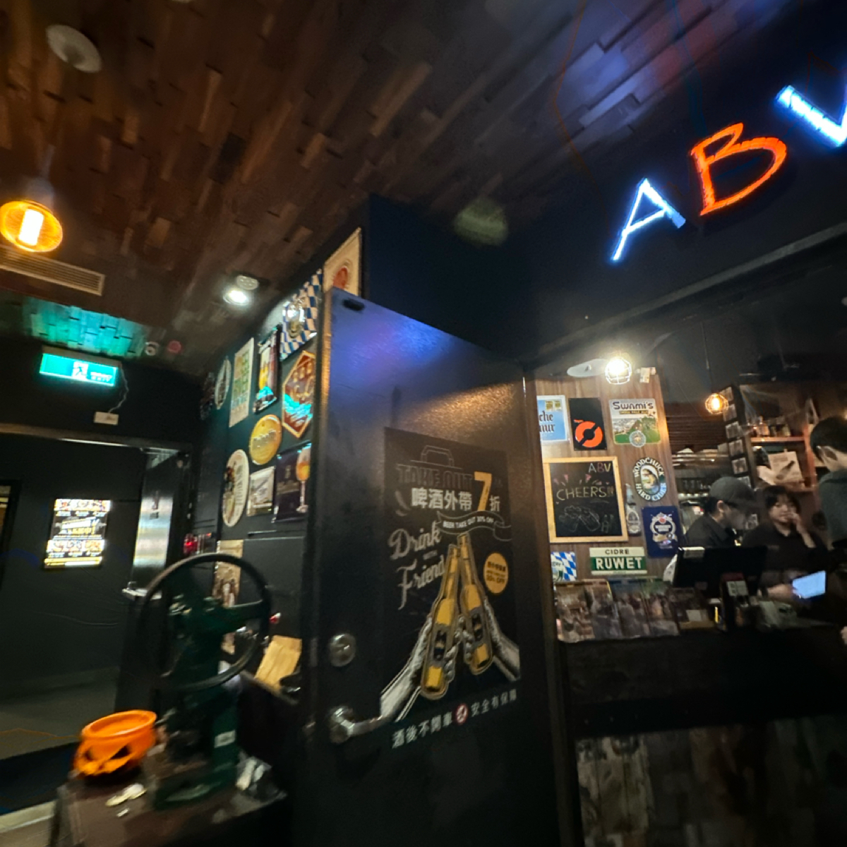 ABV Bar &amp; Kitchen 閣樓餐酒館  的外觀氛圍圖片： 由YY 拍攝