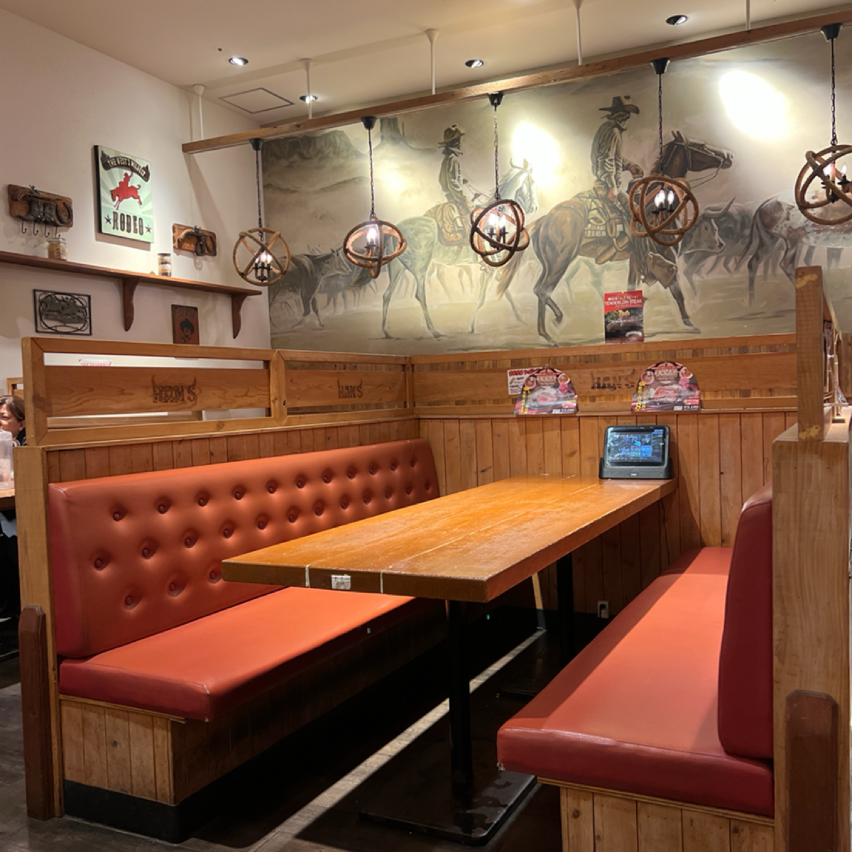 Vibe image of JUMBO STEAK HAN’S Okinawa Rycom 永旺 那霸店:  shot by Ryan•X