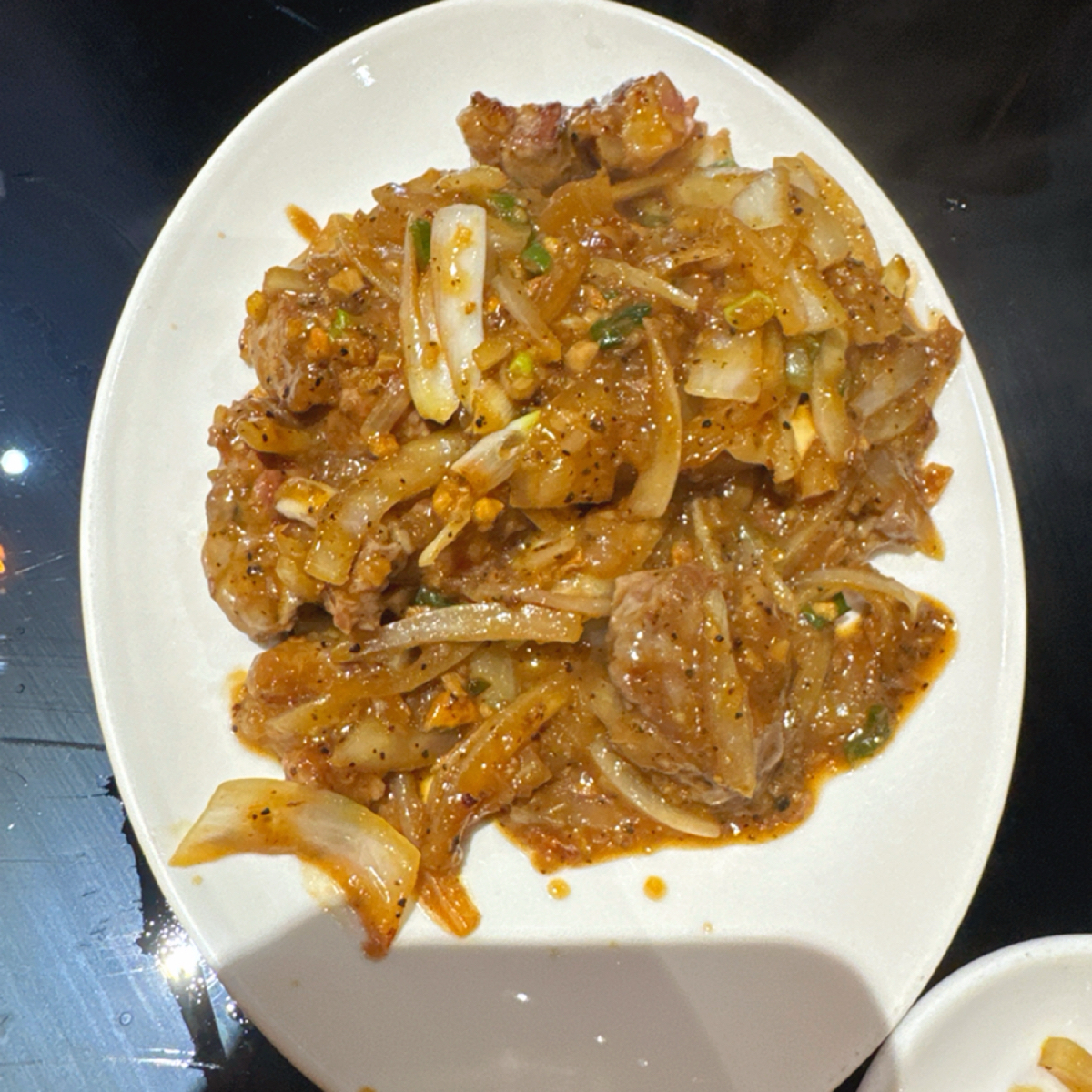 皇辰鐵板燒 的餐點圖片：沙朗牛排 由跟著小胖吃胖胖 拍攝