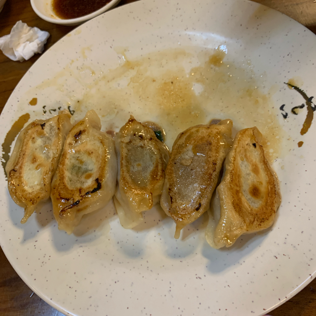 Meal image of 清真館: 牛肉鍋貼（吃一半才想到拍照🤣 shot by 嚶嚶美代子