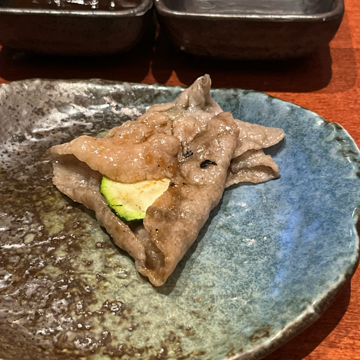 梵 燒肉 的餐點圖片：腿下肉搭配節瓜，搭配的非常好，真的好吃！ 由阿官 拍攝