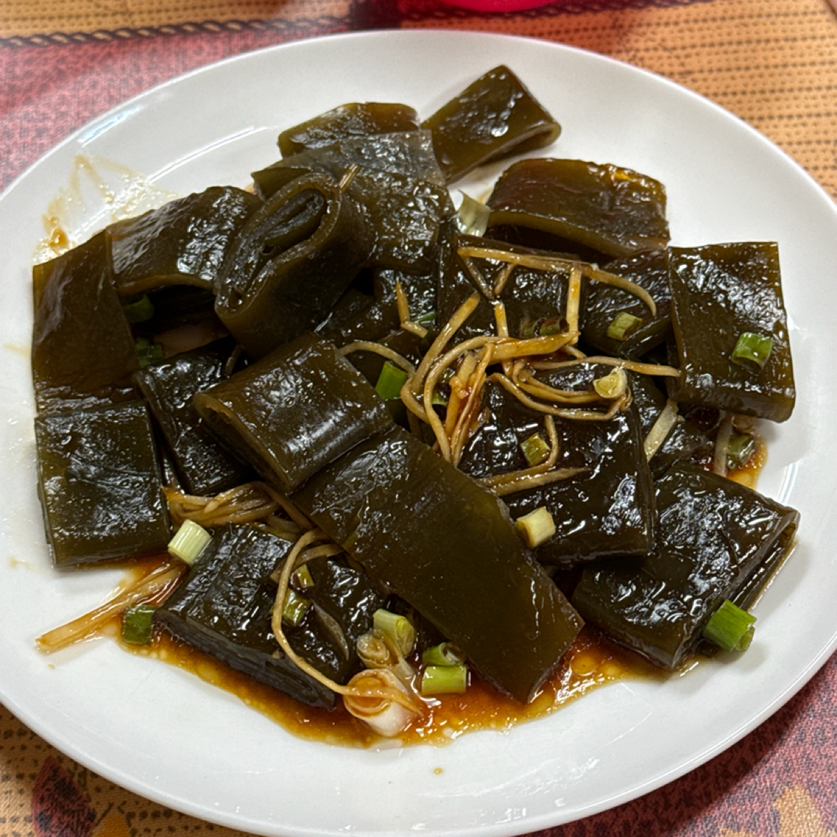 紅美小吃部 的餐點圖片：海帶 NT$50 由Freddy Liu 拍攝